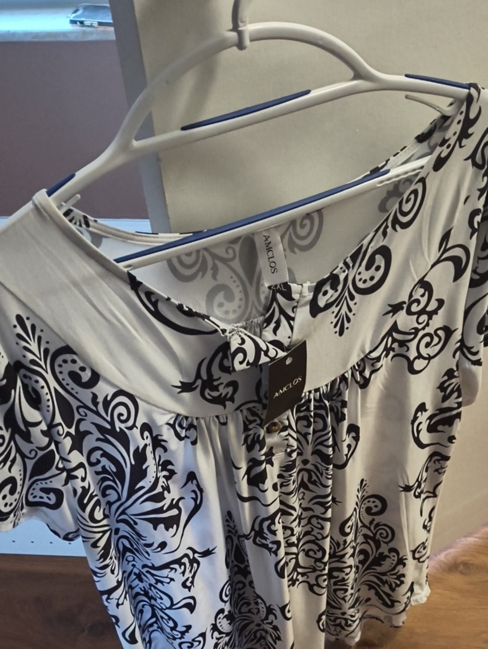 Anclos White and Black Printed Blouse
